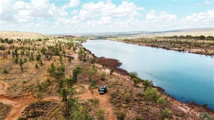 Can you camp anywhere on Gibb River Road?