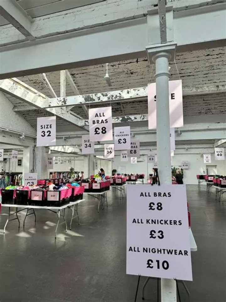 Can you return sale items BOUX Avenue?