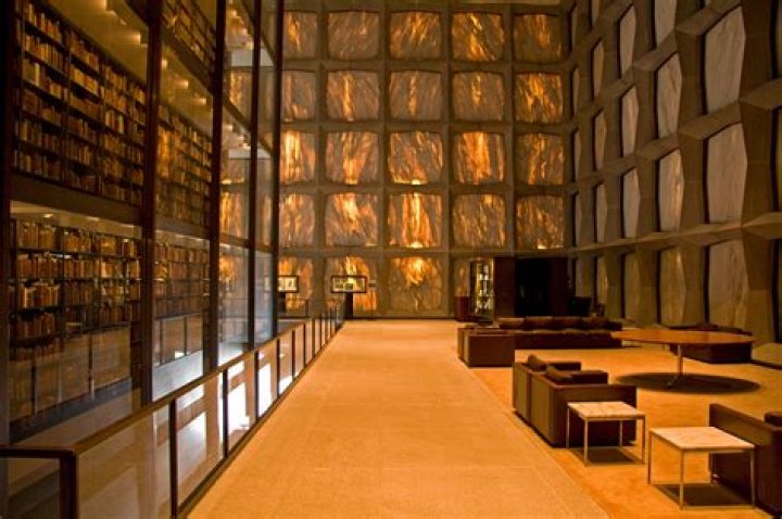 Can you study in Beinecke Library?