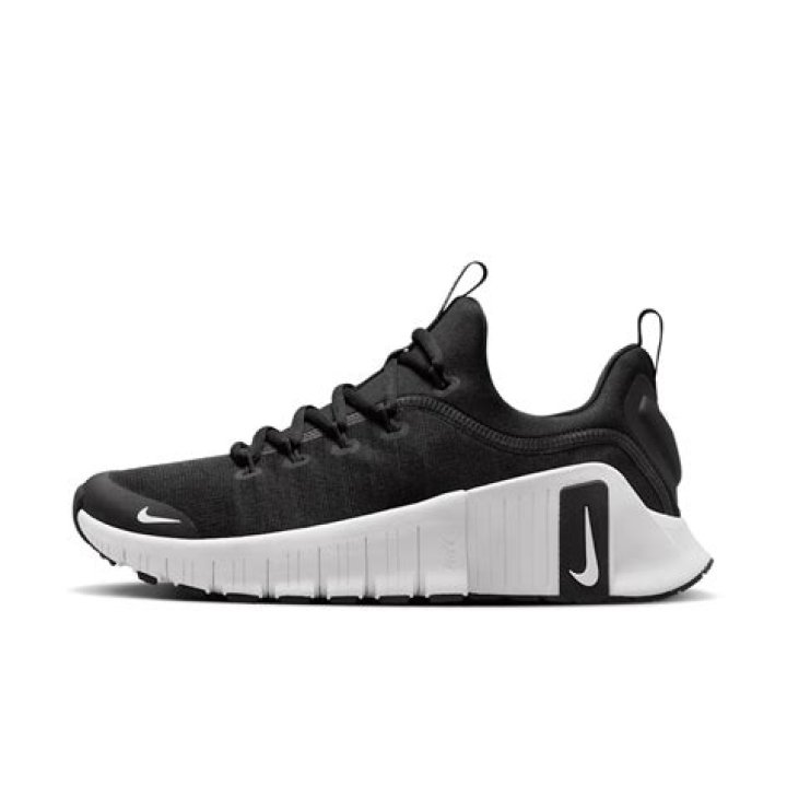 Did Nike discontinue Nike free?