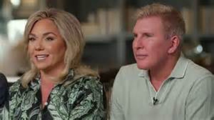 Does Julie Chrisley still have a food blog?