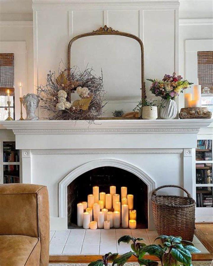 How do I decorate my mantel for summer?