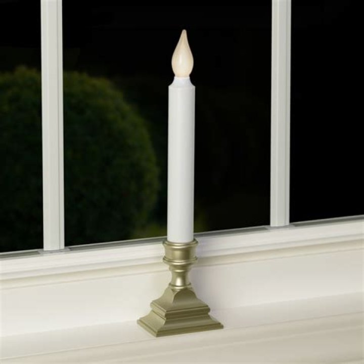 How long do LED window candles last?