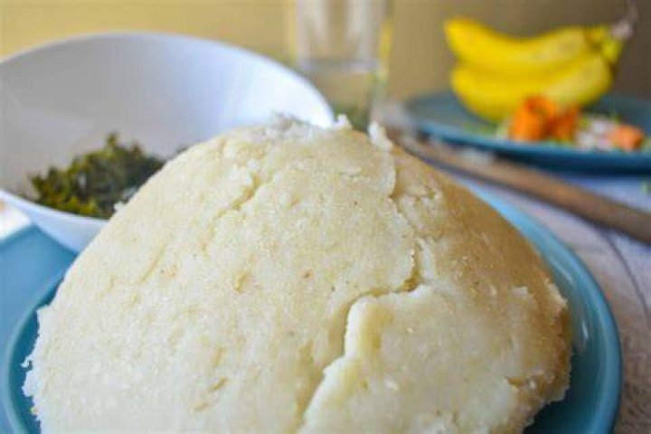 What do Kenyans eat before a race?