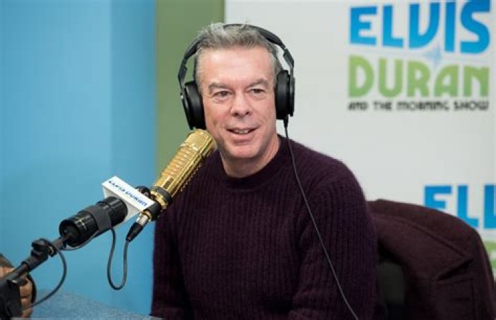 What station is Elvis Duran on in Georgia?
