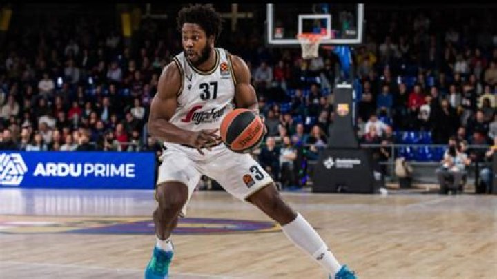 Where did semi ojeleye go to college?