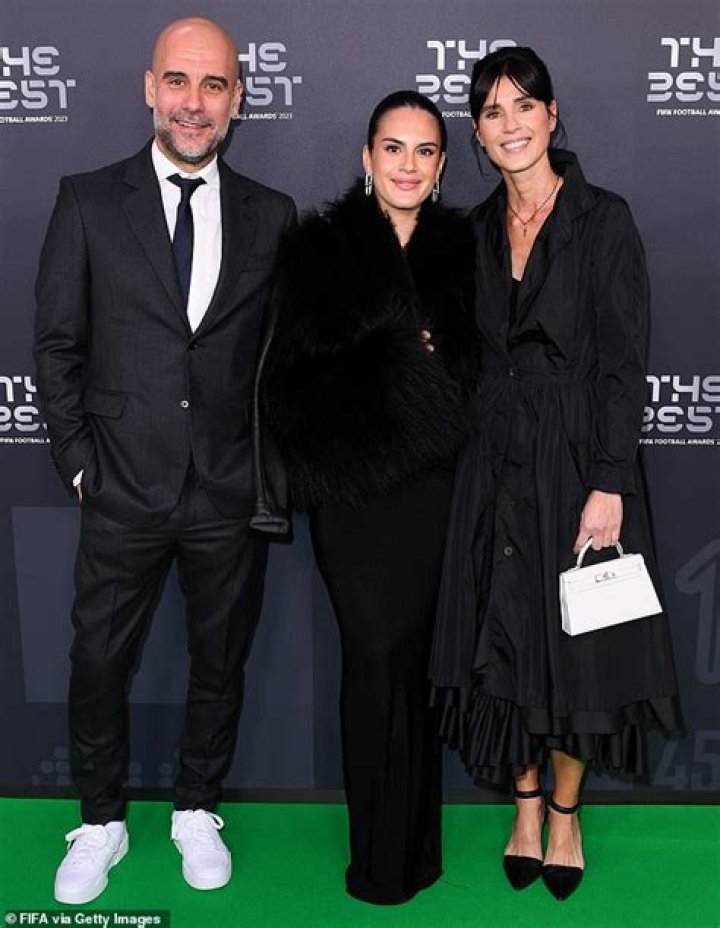 Who is Pep Guardiola wife?